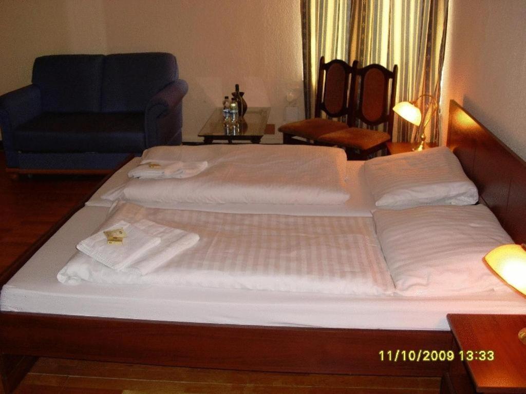 Hotel Central Inn Am Hauptbahnhof Pension Berlin Kültér fotó